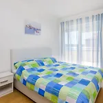 Διαμέρισμα Idyllisches Nur 400 Meter Zum Sandstrand Mit Meerblick, Wifi Und Privatparkplatz Crikvenica
