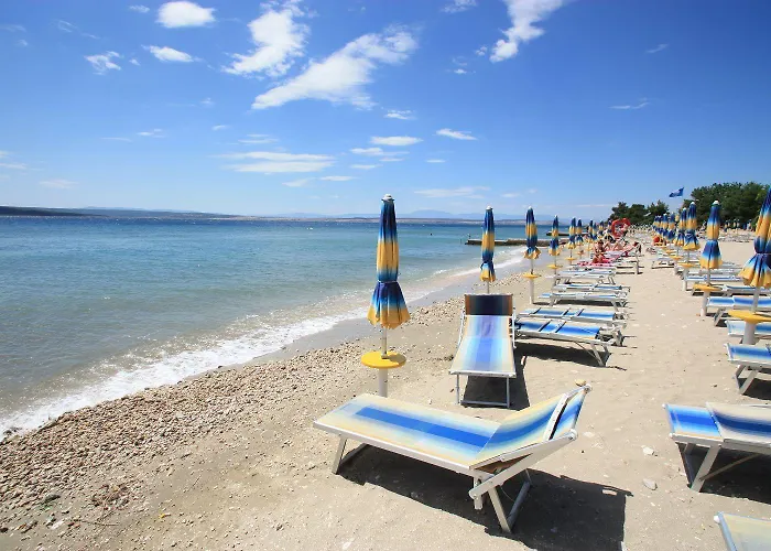 Idyllisches Nur 400 Meter Zum Sandstrand Mit Meerblick, Wifi Und Privatparkplatz Crikvenica